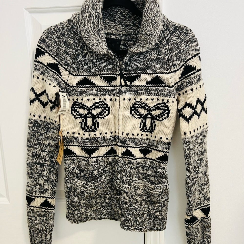 BRAND NEW TNA Sea-to-Sky Sweater